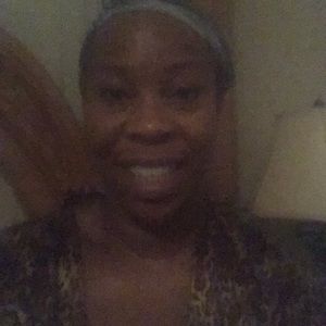 Meet your Posher, Gloria